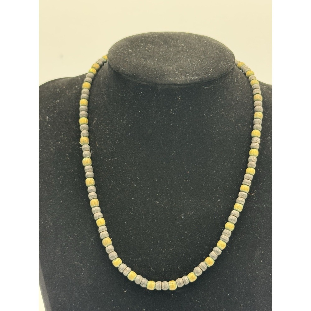 Vintage‎ Gold Tone & Black Brad Necklace With Twist Clasp